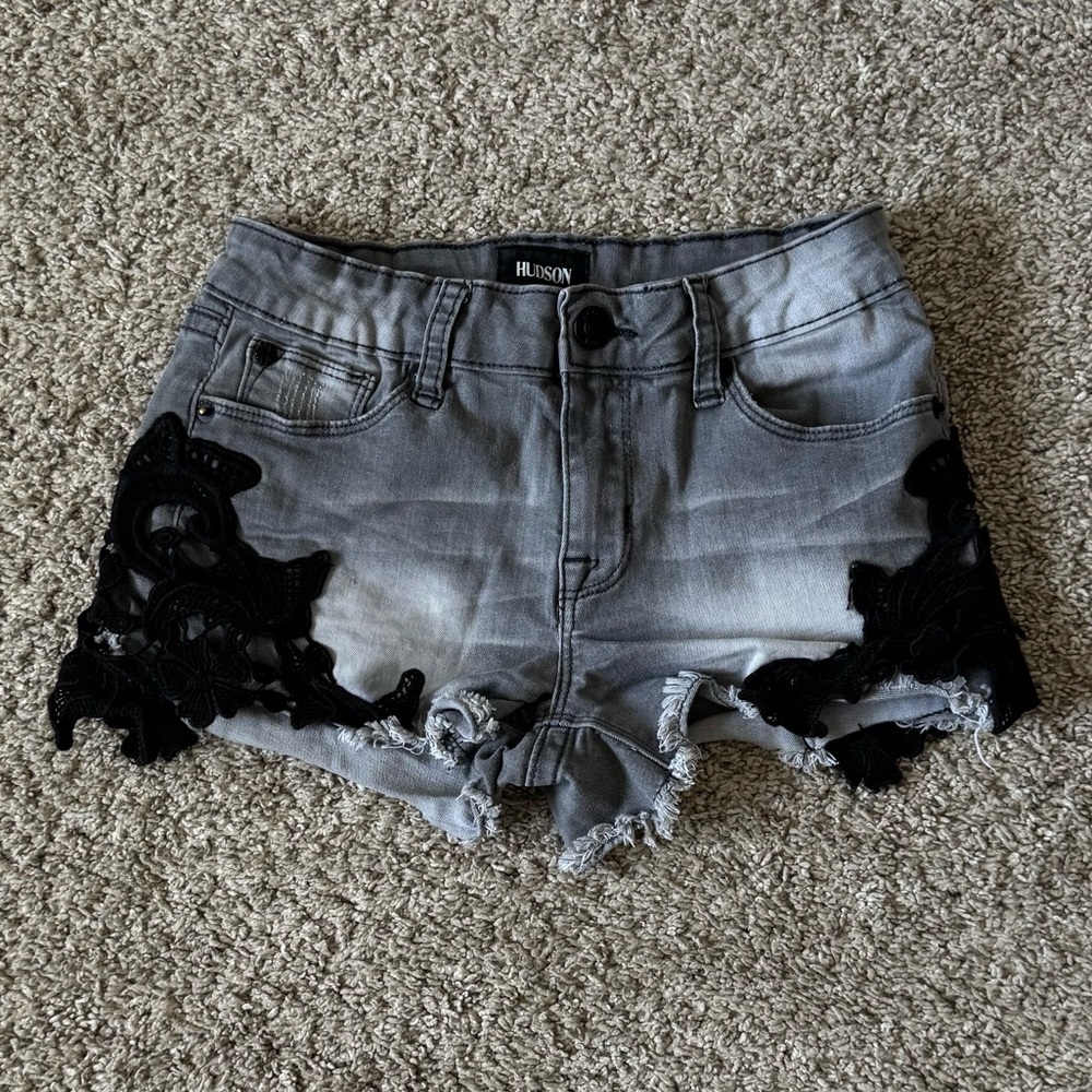 Girls Hudson gray Jean denim Shorts with floral black trim size 14